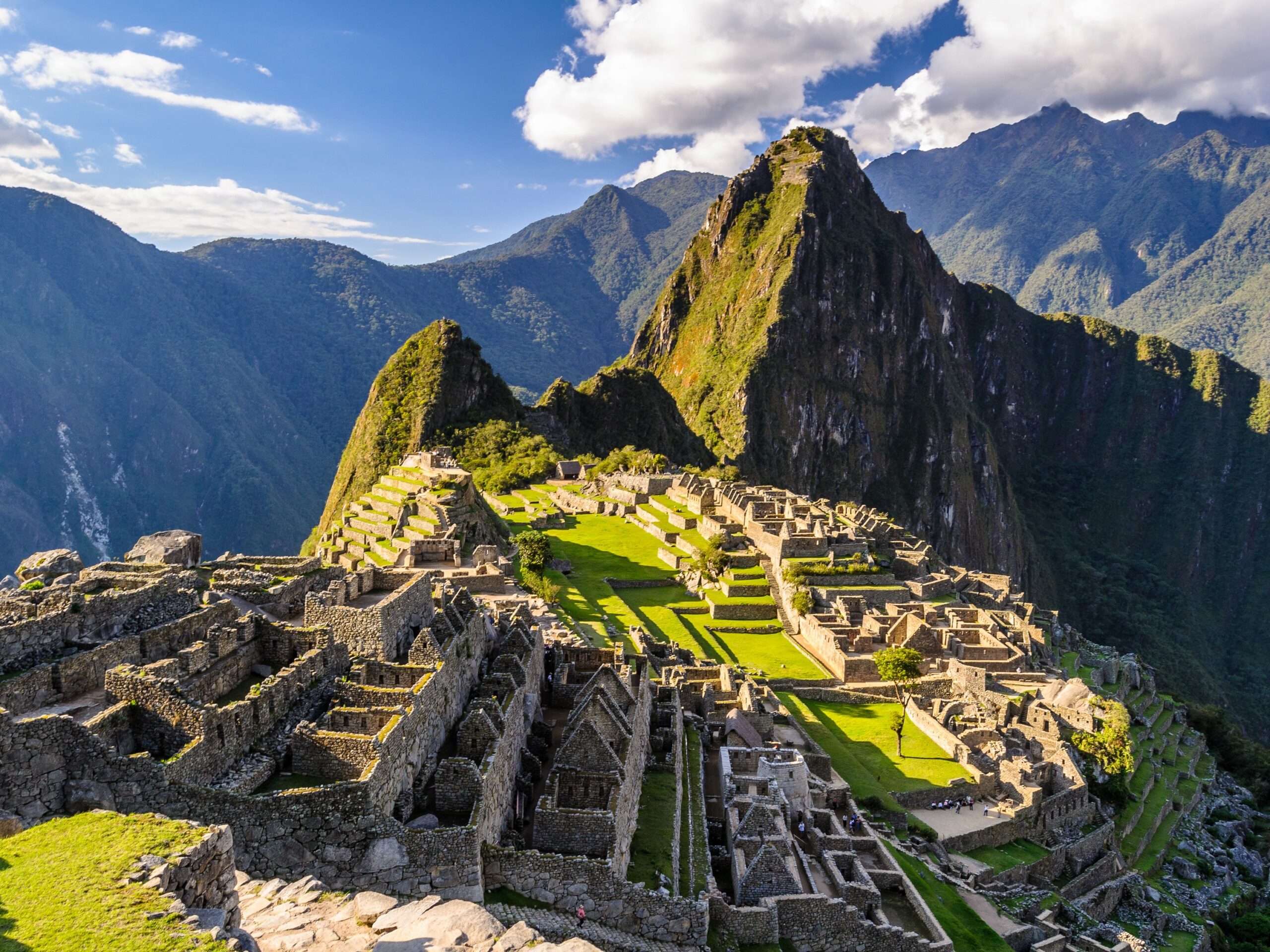 Sute de turiști, evacuați de la Machu Picchu