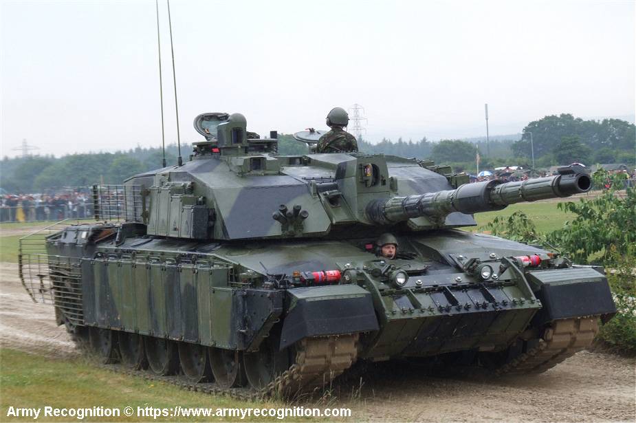 Marea Britanie, prima țară care va trimite tancuri performante Ucrainei