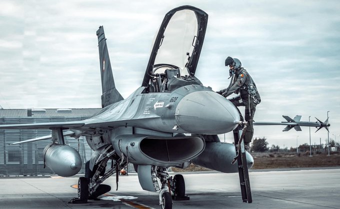 Romania devine hub regional pentru instruirea pilotilor ucraineni pe avioane F-16