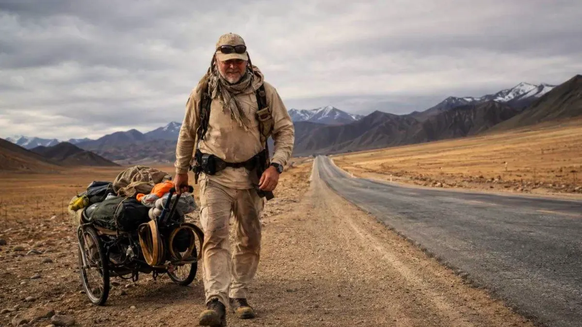 Karl Bushby a traversat Marea Britanie după 28 de ani și 50.000 de km