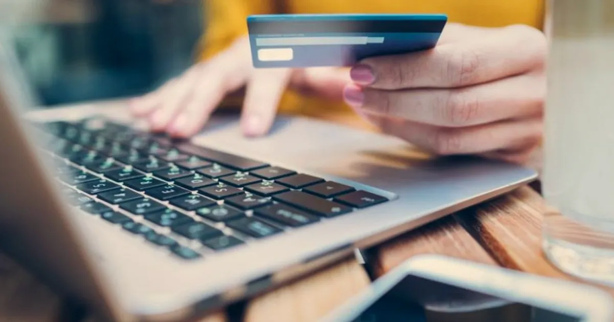 Serviciile și datele schimbă economia comerțului global