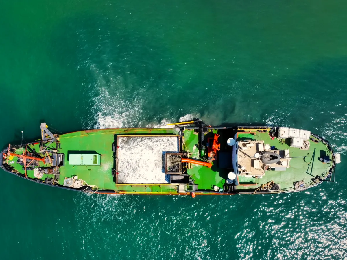 Sofia cere anchetă internațională după lovirea a două nave în Marea Neagră