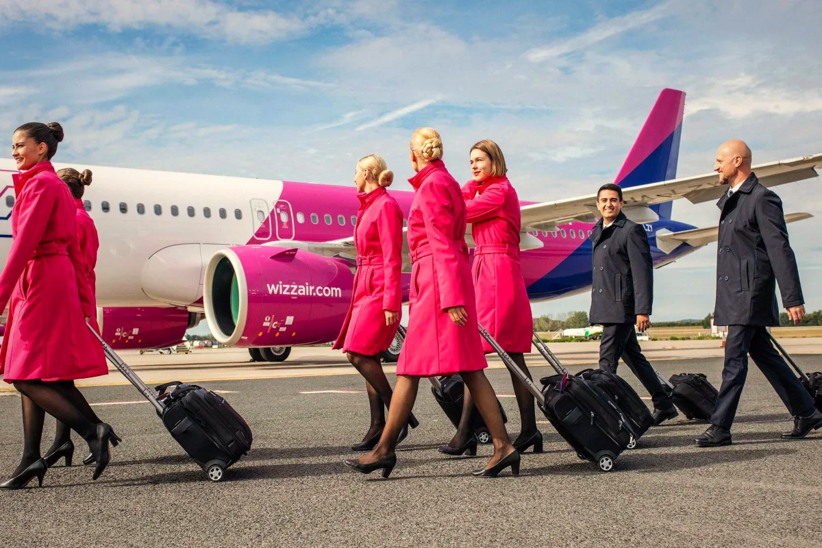 Wizz Air purta panglica roz pentru Pinktober – ce mesaj transmite?